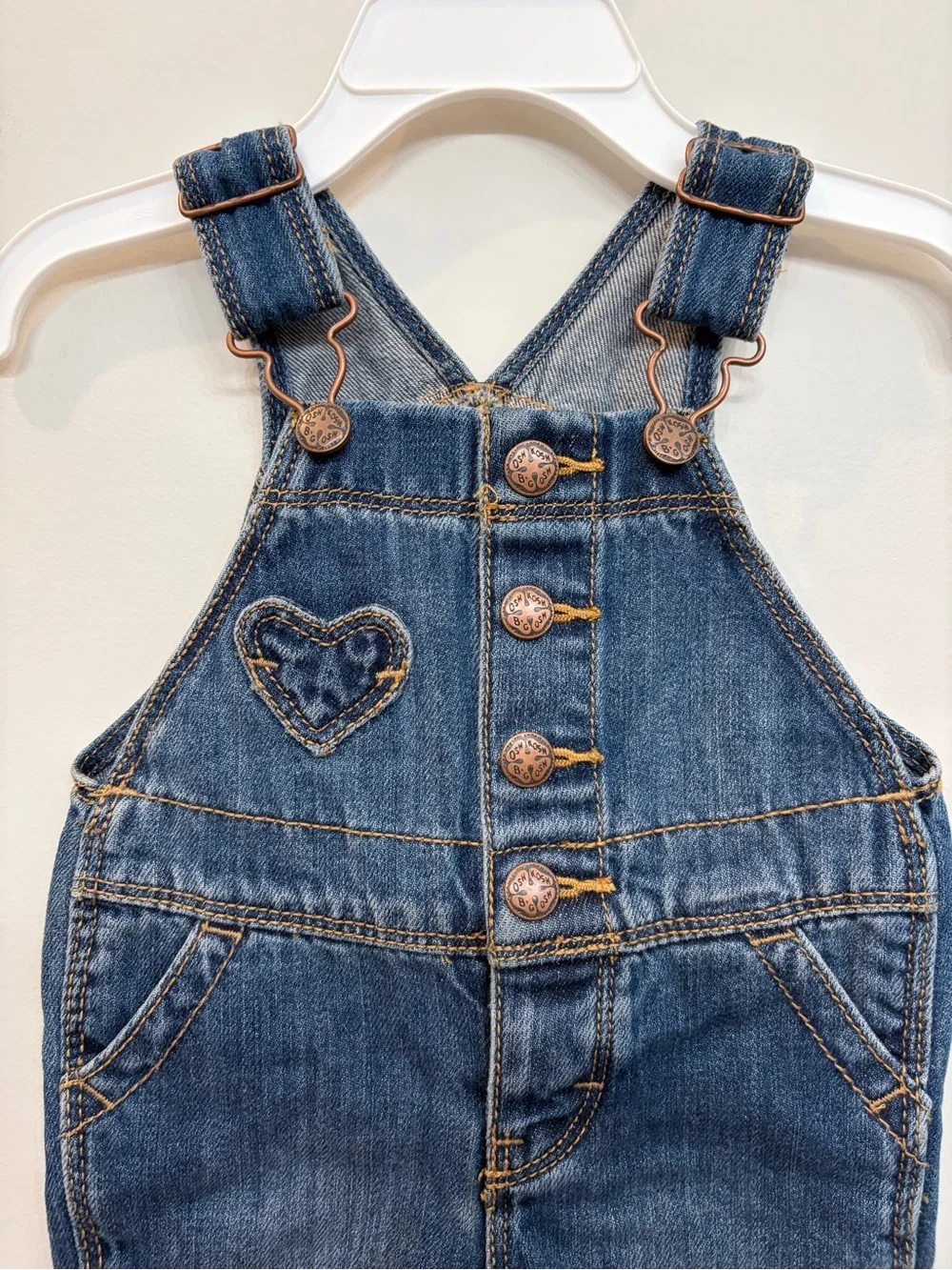 Oshkosh B'Gosh Infant Girls Size 3 Month Denim Overalls Heart Chest Pocket